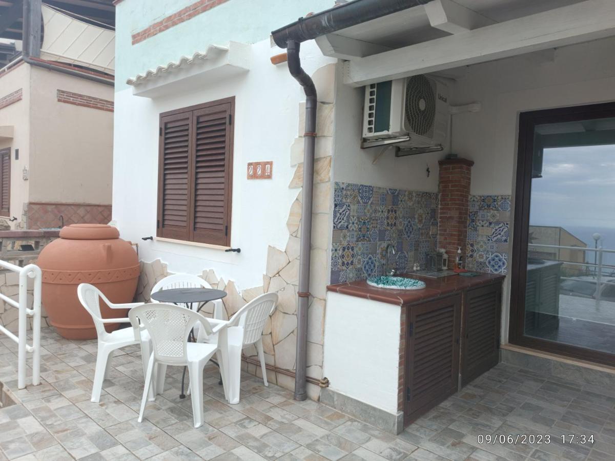 Tra Cielo E Mare Apartment Capo d'Orlando Ngoại thất bức ảnh